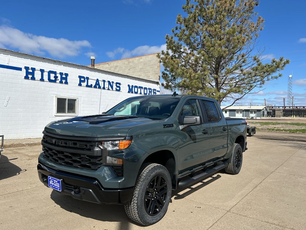 2026 Chevrolet Silverado 1500 Custom Trail Boss in Cypress Gray — front three-quarter view